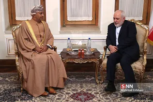 «علی بن مسعود السنیدی» وزیر تجارت و صنعت عمان و «الکساندر خوتیسیاشویلی» معاون وزیر خارجه گرجستان روز یکشنبه در دیدارهای جداگانه با محمدجواد ظریف وزیر امور خارجه ایران دیدار و گفت و گو کردند.