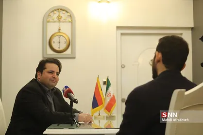 یاریجانیان: دلار ۴۲۰۰ حاصل نفوذ در بدنه دولت بود/ تشدید رکود تورمی در صورت تداوم ارز ترجیحی