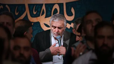 صوت/ مراسم شب پنجم ماه رمضان با نوای حاج منصور ارضی