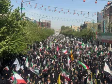 پیوند معصومیت و اقتدار در اجتماع دختران مشهدی | آغاز مراسم بعثت دختران مشهدالرضا (ع) (۳۰ فروردین ۱۴۰۵) + فیلم