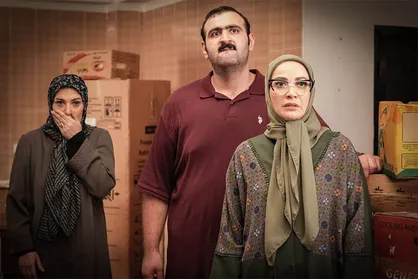 امشب خلاصه قسمت&zwnj;های سریال &laquo;پایتخت&raquo; را ببینید