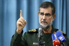 دریادار تنگسیری: توانایی مقابله با نیرو‌های فرامنطقه‌ای را داریم/ تولید شناور پیشرفته جدید توسط ندسا