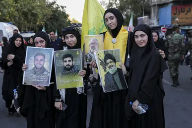 مصلی تهران، وداع با رهبر شهید انقلاب (۸)