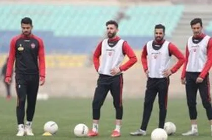 تمرین ۹۰ دقیقه&zwnj;ای پرسپولیس با نفرات کامل