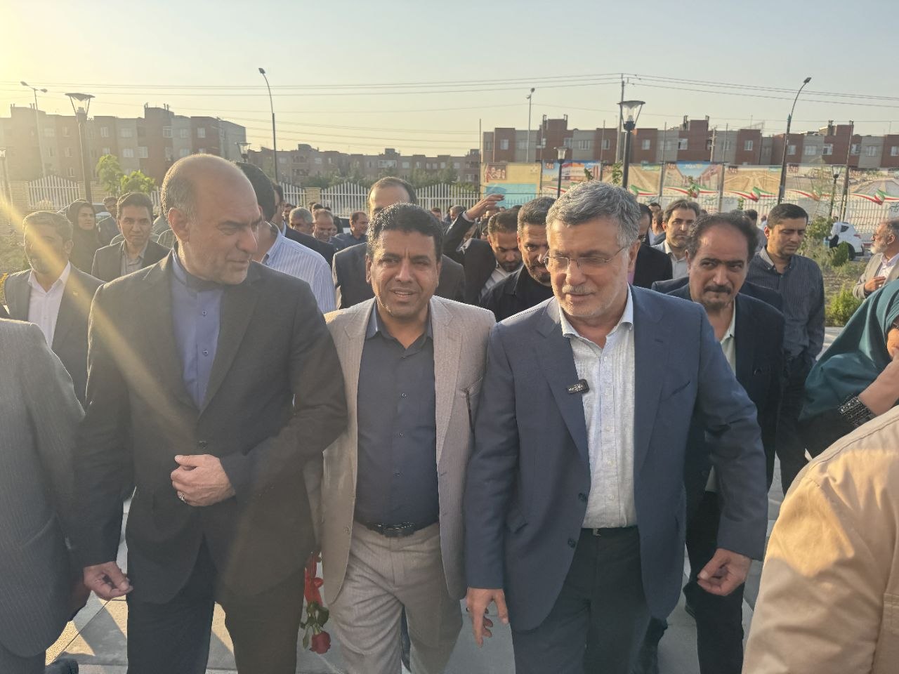 ظفرقندی: پذیرش بومی دانشجویان پزشکی برای ماندگاری نیروهای درمانی در مناطق محروم افزایش مییابد + فیلم ظفرقندی: پذیرش بومی دانشجویان پزشکی برای ماندگاری نیروهای درمانی در مناطق محروم افزایش مییابد + فیلم