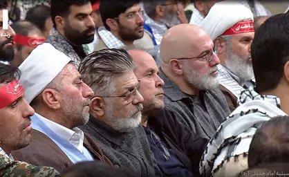 حضور فرهاد قائمیان و پرویز فلاحی پور بازیگران سینما و تلویزیون در دیدار با رهبر انقلاب با بسیجیان