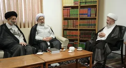 آیت الله سبحانی: کتب درسی حوزه&zwnj;های علمیه متناسب با نیاز&zwnj;های روز باشد