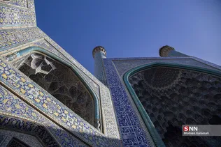 مسافران نوروزی در میدان امام اصفهان