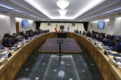 فرزین: تسهیل ارتباطات بانکی و پولی برای تجار با کشور&zwnj;های مقصد را دنبال می&zwnj;کنیم