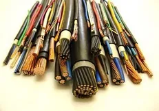 توقيف سيم وکابل‌ با نشان جعلي استاندارد