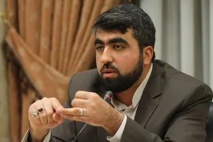 خسته&zwnj;دلان از انقلاب، ناکارآمدی خود را به پای انقلاب می&zwnj;نویسند