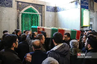 تشییع پیکر ۳ تن از شهیدان سانحه هوایی