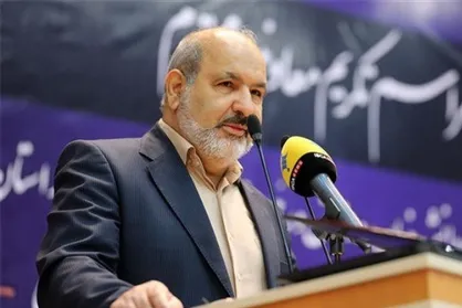 دانشگاه آزاد اسلامی نیروی مازاد ندارد