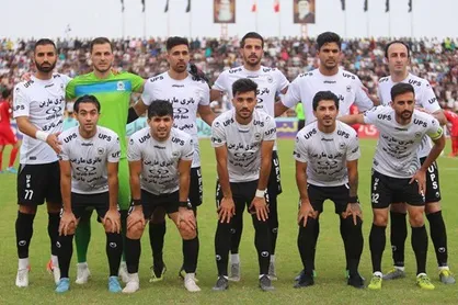 خارجی&zwnj;های شاهین به بازی با پرسپولیس می&zwnj;رسند