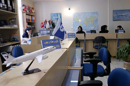 لغو و تعلیق ۱۷ مجوز دفتر خدمات مسافرت هوایی