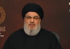 سید حسن نصرالله: رهبر انقلاب فرمانده خیمه‌گاه مقاومت است / این فرزند حسین را تنها نمی‌گذاریم