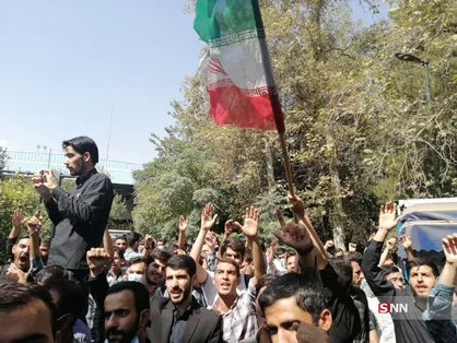 ناآرامی&zwnj;هایی که باعث سرگردانی دانشجویان خوابگاهی شد / برنامه احداث ۲۰۰ هزار واحد خوابگاه متاهلی