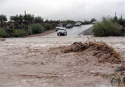 بیش از ۸ شهرستان مازندران درگیر سیلاب شدند/ علوفه و سبوس برای دام&zwnj;ها و آب معدنی برای مردم؛ نیاز اصلی مردم مازندران