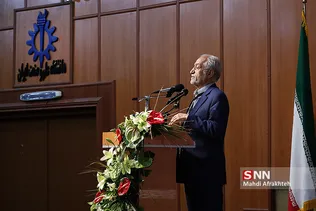 مراسم تقدیر از دانشجویان ممتاز دانشگاه علم و صنعت
