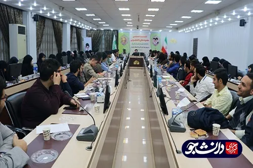 نشست صمیمی مسئول نهاد رهبری در دانشگاه‌های خوزستان با مجموعه‌های دانشجویی دانشگاه شهید چمران اهواز