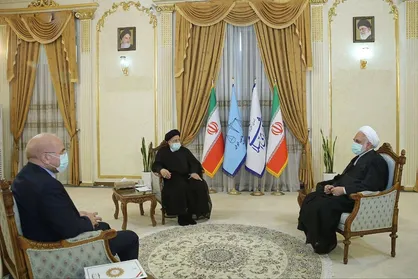 تاکید سران قوا بر هم&zwnj;اندیشی برای کاهش تورم و حمایت از رشد تولید
