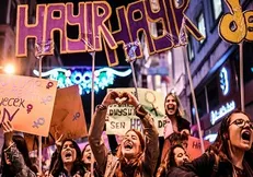 کلهر: زن و مرد در غرب تحت سلطه نظام سرمایه‎‌داری هستند / موسوی: توان ارائه مدلی از فمینیسم برگرفته از متون دینی را داریم