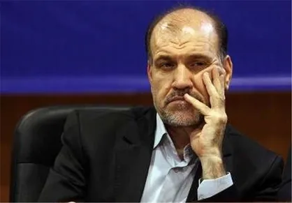 رئیس دانشگاه زنجان باید غائله خوابگاه صدرا را حل کند