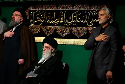 شرمندگی از محبّت حضرتعالی برای حقیر بزرگ&zwnj;تر از مصیبتی است که بر ما حادث شد