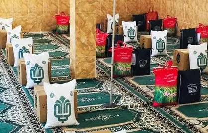۵۰ بسته معیشتی از سوی جهادگران شهرستان میناب بین نیازمندان توزیع شد
