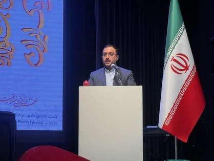 علامتی: سرمایه&zwnj;گذاری در شعر کودک، سرمایه&zwnj;گذاری در آینده کشور است