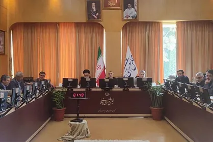 آمریکایی&zwnj;ها حق باج&zwnj;خواهی از ایران را ندارند/ به هیچ وجه از غنی سازی به عنوان حق قانونی کوتاه نمی&zwnj;آییم