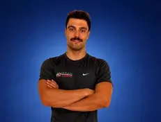 راهیابی امیر مطاعی به فینال شنای ۵۰ متر قورباغه؛ رکورد ملی شکسته شد