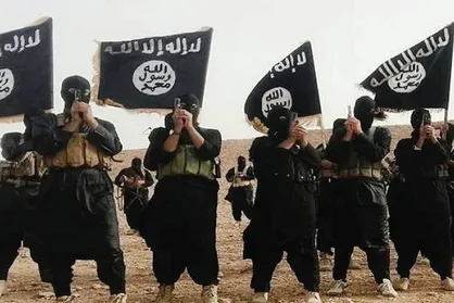 داعش هنوز بر ۸۰ درصد منابع نفت و گاز دیرالزور مسلط است