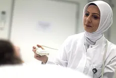 امیدواریم با همکاری گروه‌های مختلف، از حجم کار پرستاران کاسته شود