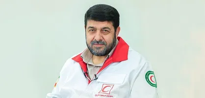 کولیوند: با توجه به گرمای شدید هوا زائران اربعین در ساعات خنکی پیاده روی کنند/ تاکنون هیچ بیماری شایعی گزارش نشده + فیلم