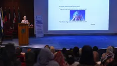 شبکه‌سازی و حضور زنان دانشمند با مشاغل مدیریتی راهی برای افزایش مشارکت آنان در جوامع است