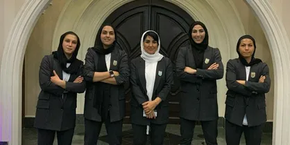 واکنش های منفی به لباس مردانه تیم ملی فوتبال بانوان/ تلفیق کج سلیقگی و بی توجهی به عرف جامعه
