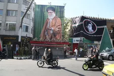 گزارش شبکه ARY نیوز پاکستان از دلنوشته‌های مردم در خیابان کشور دوست + فیلم