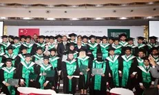 بن سلمان، تسلیم خواسته‌های دانشجویان عربستانی شد