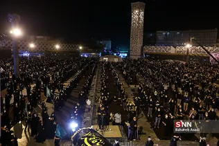 عزاداری شب دوم محرم در میدان امام حسین (ع)
