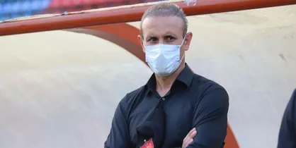 زمان نشست خبری سرمربیان پرسپولیس و ذوب آهن اعلام شد