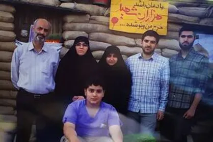 مدافع&zwnj;حرمی که خیلی ازدواجی بود! + عکس