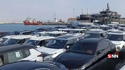 بندر دیر آماده ورود نخستین محموله خودرو از قطر