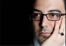 حامد عسکری جایزه ارزشمند خود را به حراج گذاشت +عکس