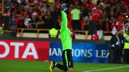 هنرنمایی بیرانوند برابر رونالدو، نامزد برترین عکس AFC شد