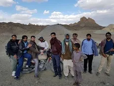 مسئولان دولت به روستای کپرنشین شاپک خاش سفر نکرده‌اند/ امنیت مردم روستا در معرض خطر حیوانات وحشی قرار دارد