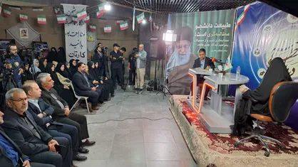 راه&zwnj;آهن اردبیل در آستانه بهره&zwnj;برداری است/امید به تک&zwnj;رقمی شدن نرخ بیکاری با جذب سرمایه&zwnj;گذاران+فیلم