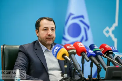 درخواست شورای تبیین مواضع بسیج دانشجویی استان قزوین از صالح&zwnj;آبادی / توانتان را صرف بدنه اجرایی و لایه&zwnj;های پنهان بانک مرکزی کنید