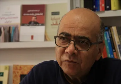 امروز همه عشق پایتخت&zwnj;نویسی دارند آنهم از یک تهران ناکجاآباد! / همچنان در فضای بومی مشهد داستان&lrm;گویی می&zwnj;کنم
