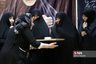 یییی